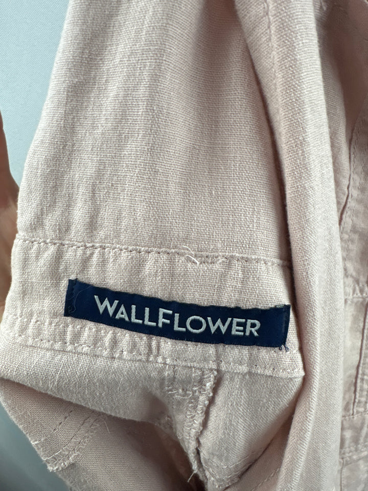 Women’s Wallflower XL Millennial Pink Overall Shorts
