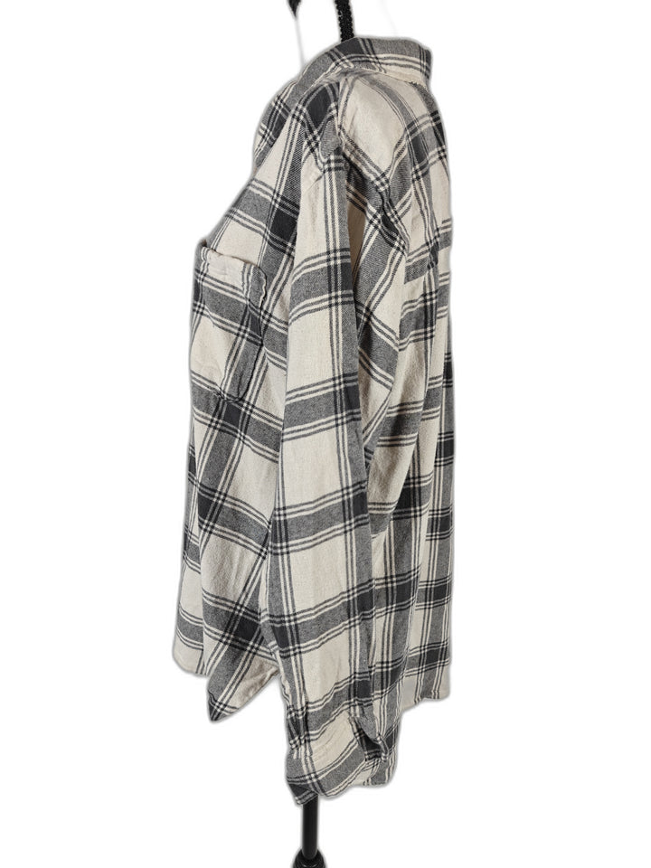 Womens SO Flannel Shirt Cream Black Plaid Size XL