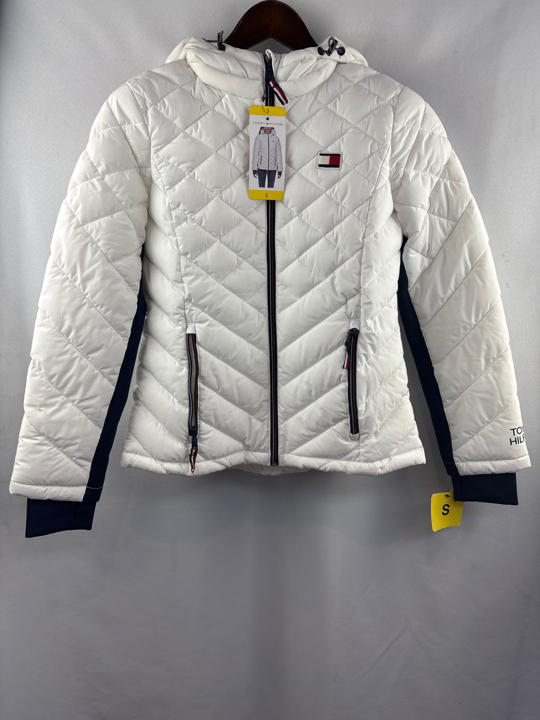 Women’s Tommy Hilfiger Small White Puffer Jacket