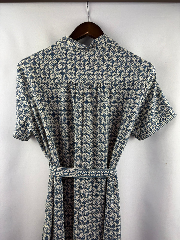 Women’s Mad Studio Large Cream w/ Blue Patterned Maxi Dress