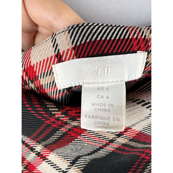 Women’s H&amp;M Size 6 Red, Cream, &amp; Black Plaid Skirt
