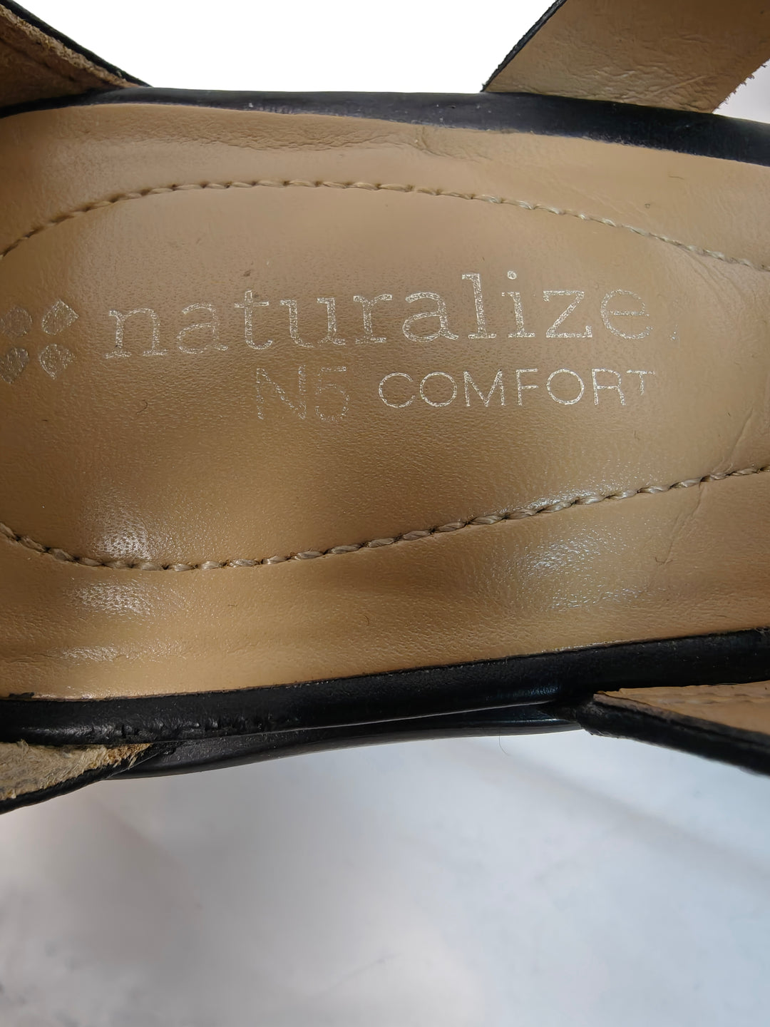 Women Naturalizer Disco Strappy Sandals Black Size 10M