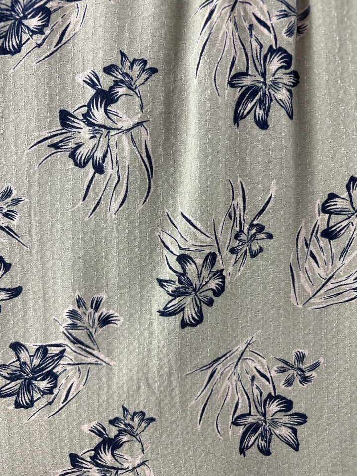 Women’s Angels Size 2X Pale Green Floral Short Sleeve Blouse