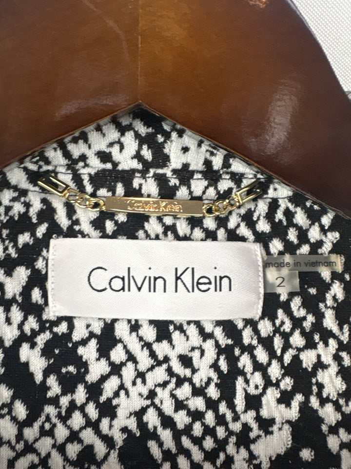 Women’s Calvin Klein Small White &amp; Black Patterned Blazer
