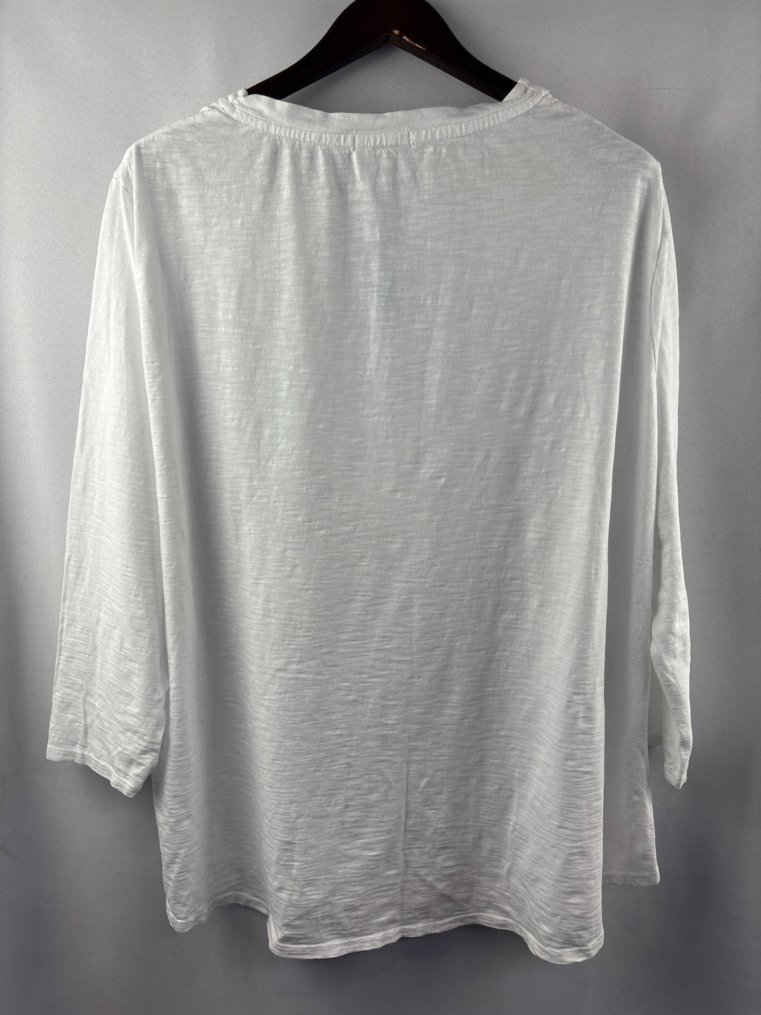 Women’s Fresh Produce Size 2X White Long Sleeve Shirt