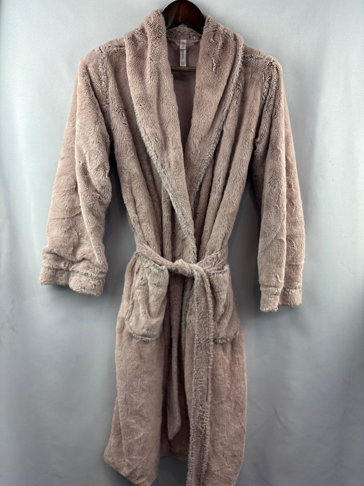 Women’s Gilligan &amp; O’Malley M/L Mauve Faux Fur Bathrobe