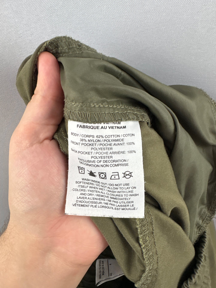 Men’s Nike Small Army Green Cargo Pants