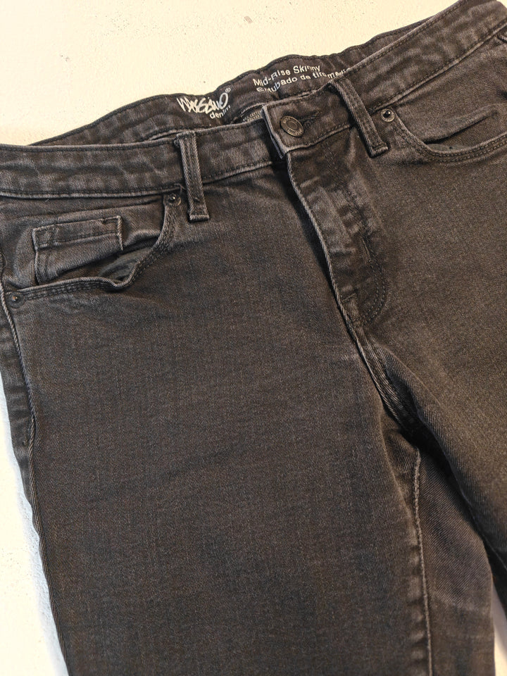 Women Mossimo Denim Skinny Jeans Black Size 6 Short