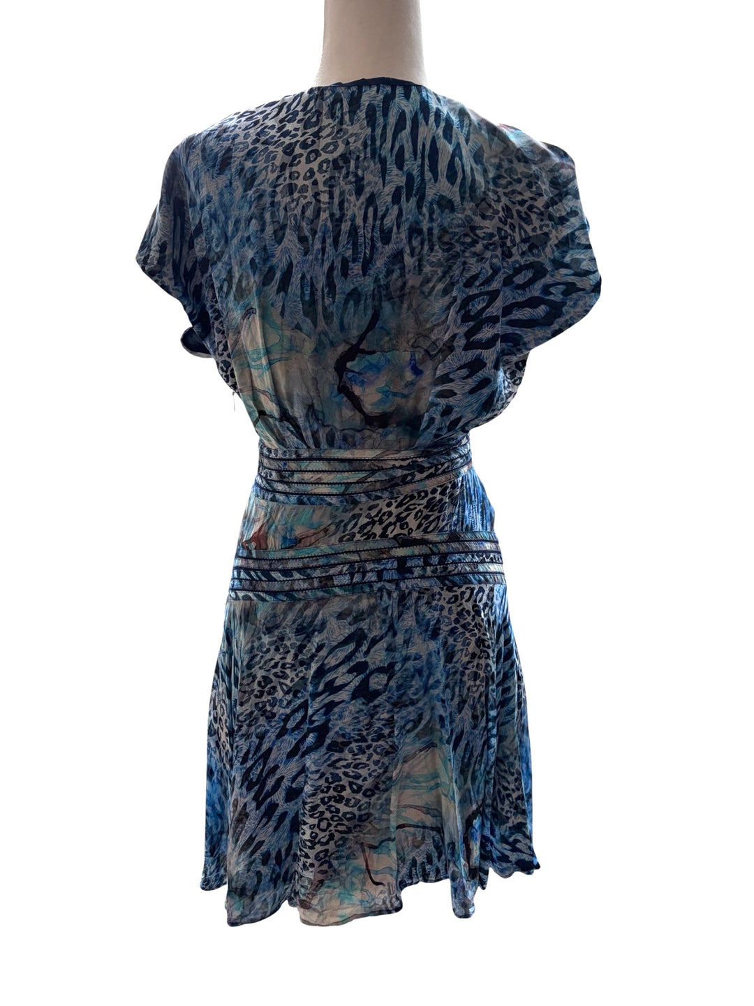 Marciano by GUESS Rose Romance Feminine Animal Motif Blue mini flared v-neck women's dress, size 2