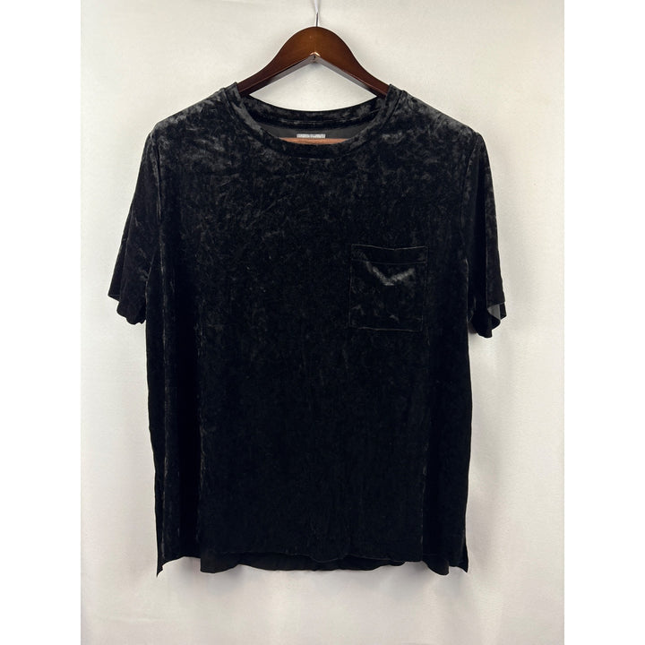 Women’s Falls Creek 1X Black Velvet T-Shirt with Breast Pocket
