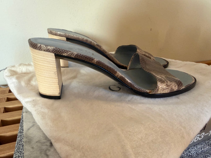 Gucci Tom Ford Era Snakeskin Print Leather Mule Sandals Wood Heel Size 7.5B