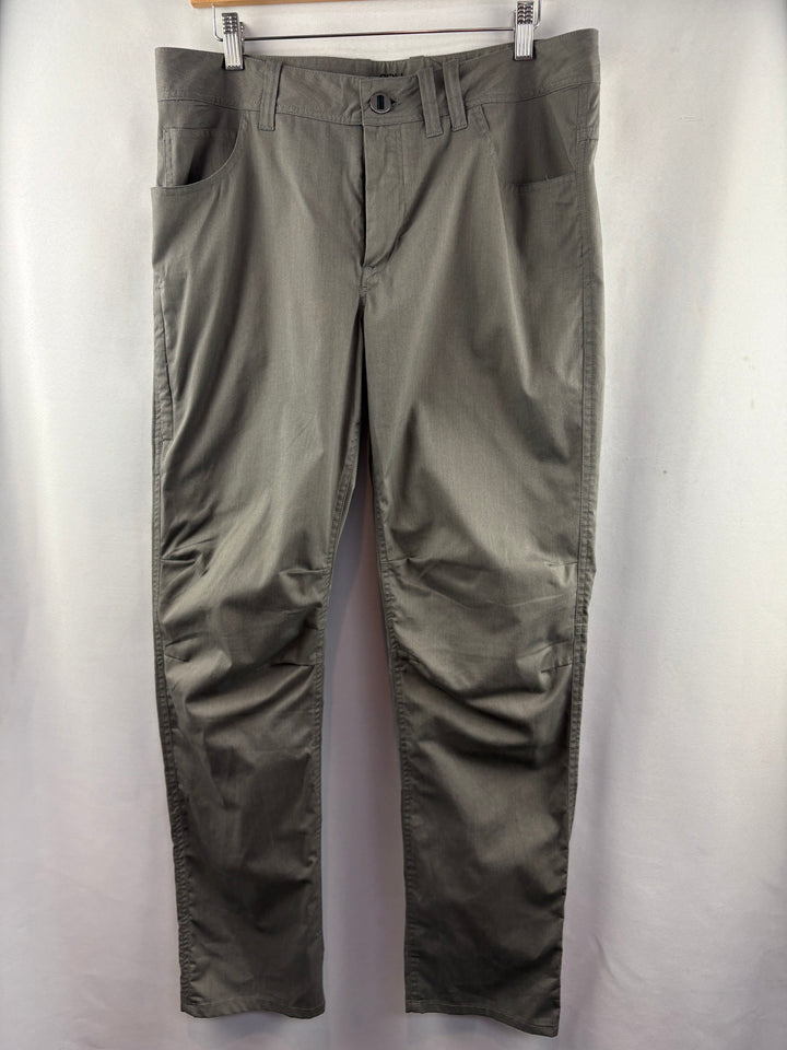 Men’s Nau Size 34 Gray Dress Pants