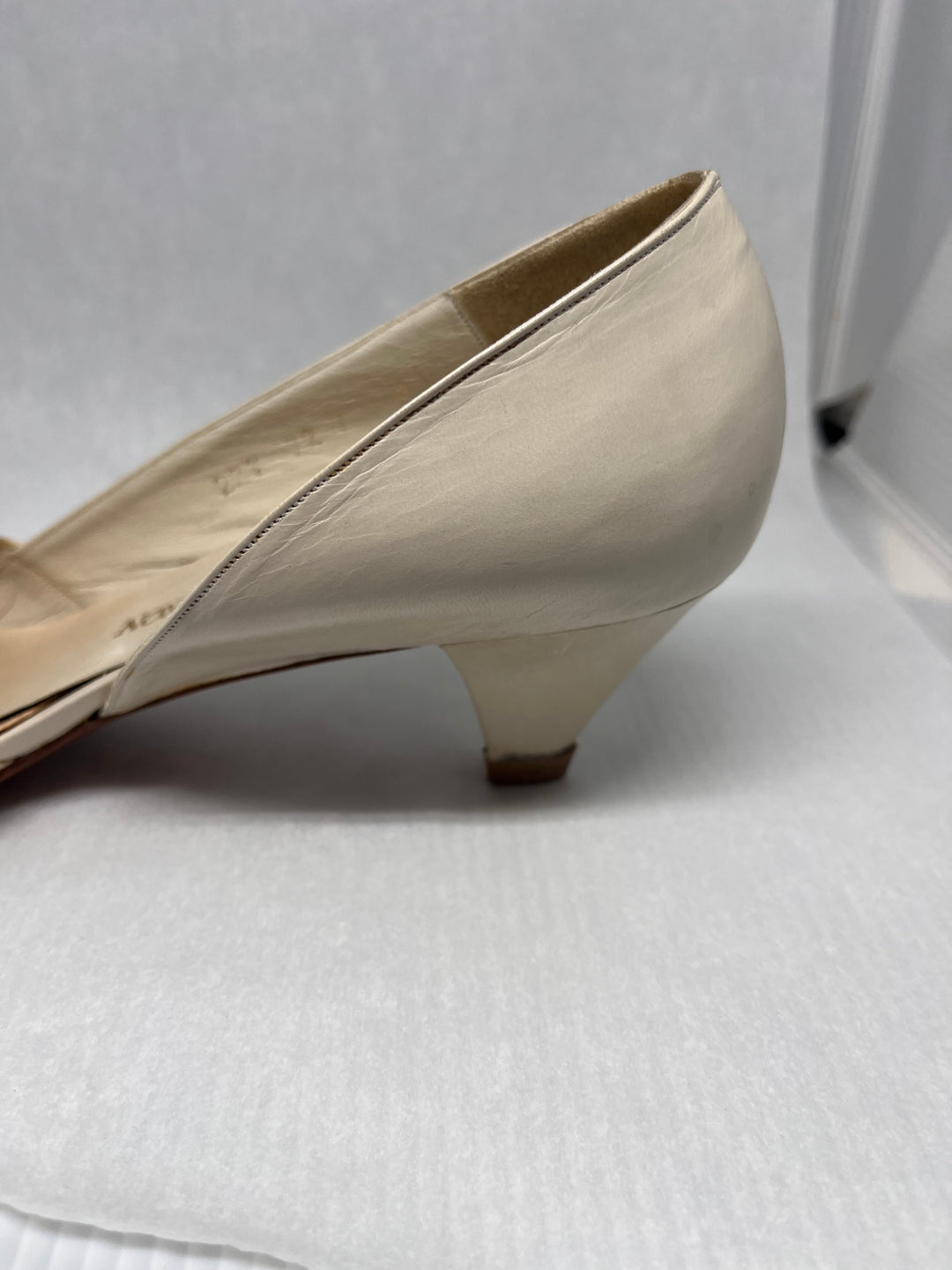 Roberto Nogueron Open Toe Cream Leather Heels Vintage Size 7