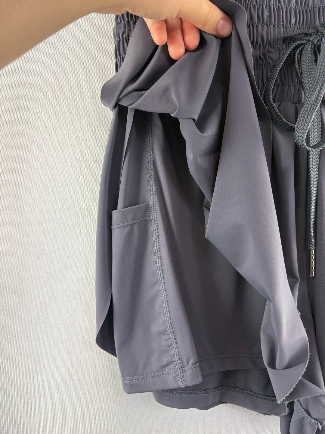 Women’s Halara Medium Charcoal Gray Skort
