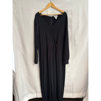 Women’s Jessica London Size 26 Long Sleeve Black Formal Dress.