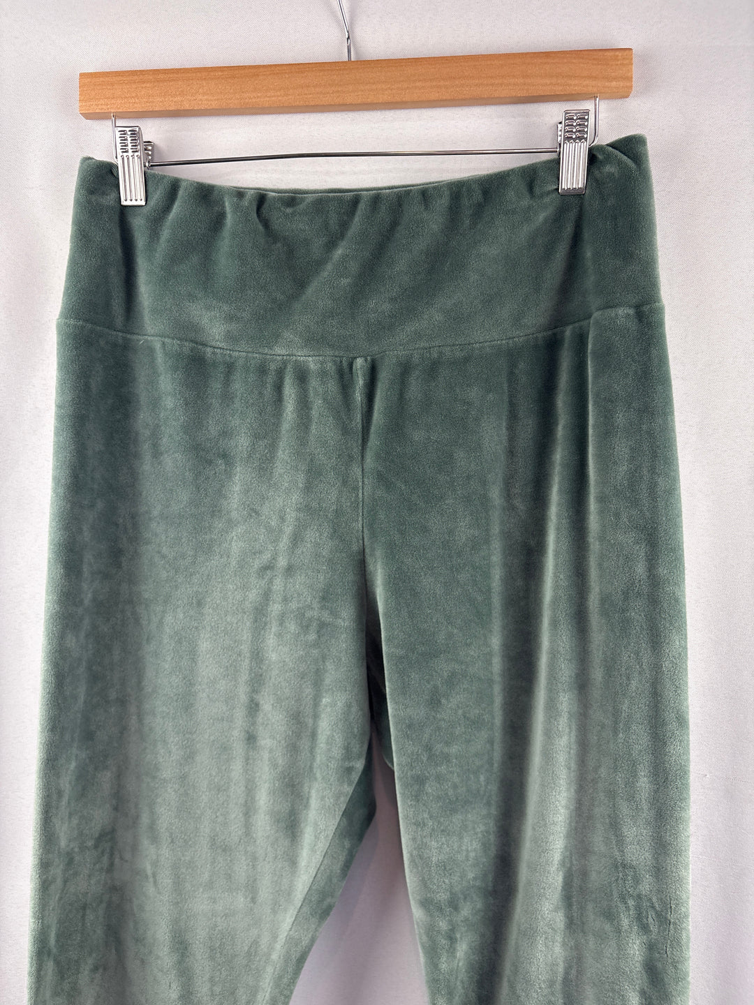 Women’s 32° Heat XL Sage Green Velour Leggings