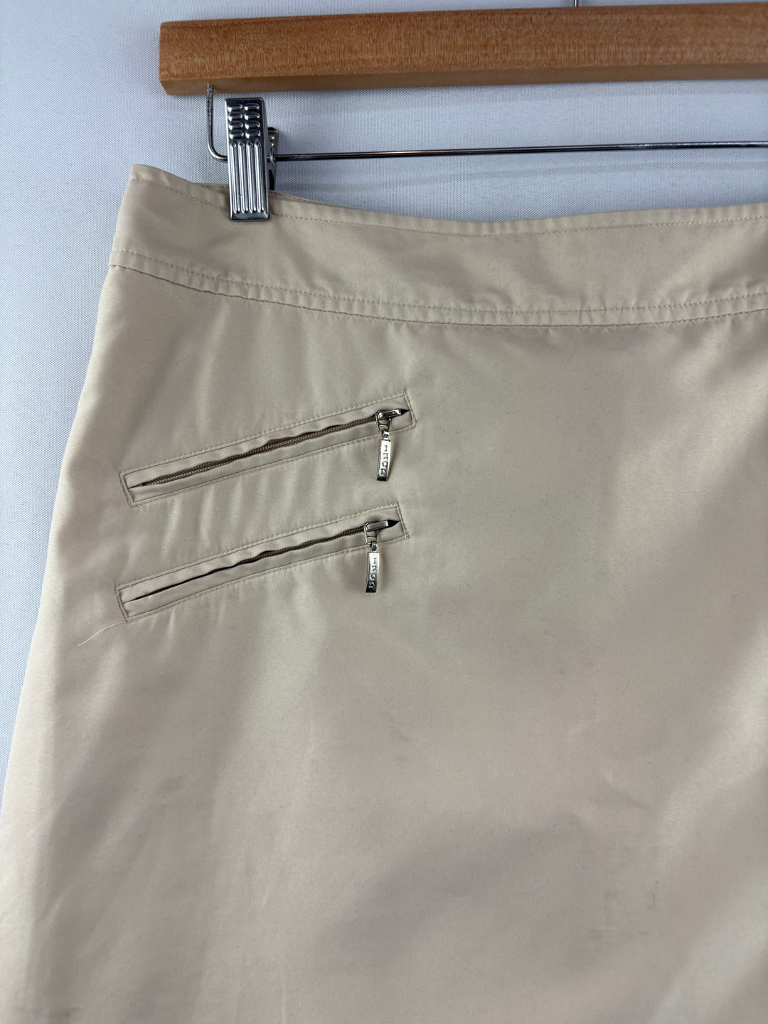 Women’s Izod Size 6 Khaki Sports Skort