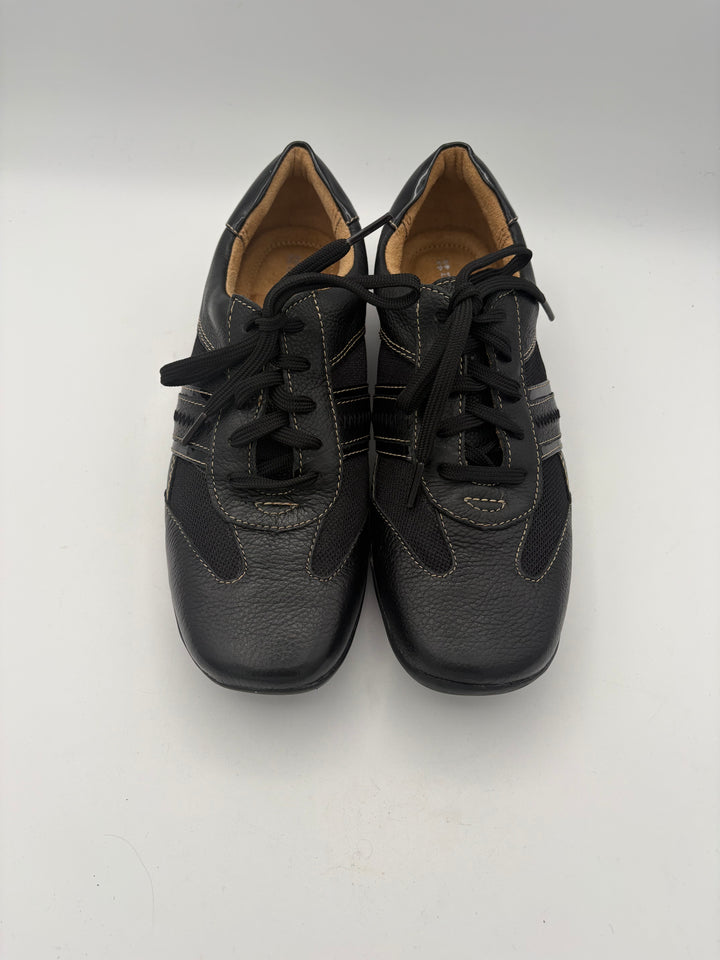 Women’s Naturalizer Size 8 Black Leather Lace Up Shoes