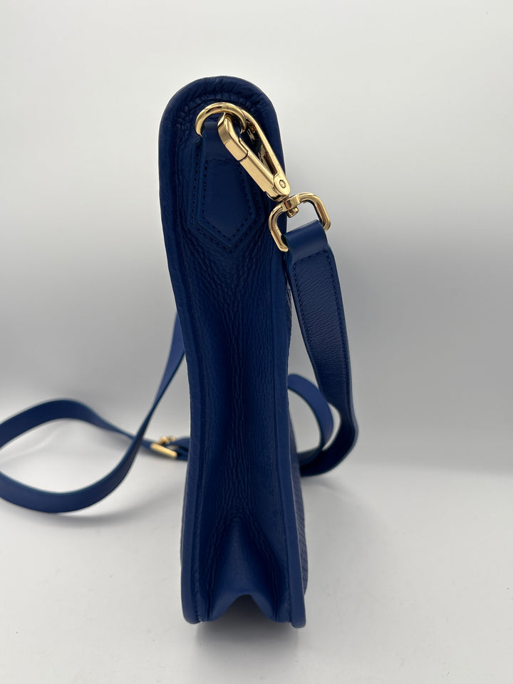 Women’s GiGi New York Royal Blue Crocodile Pattern Leather Purse