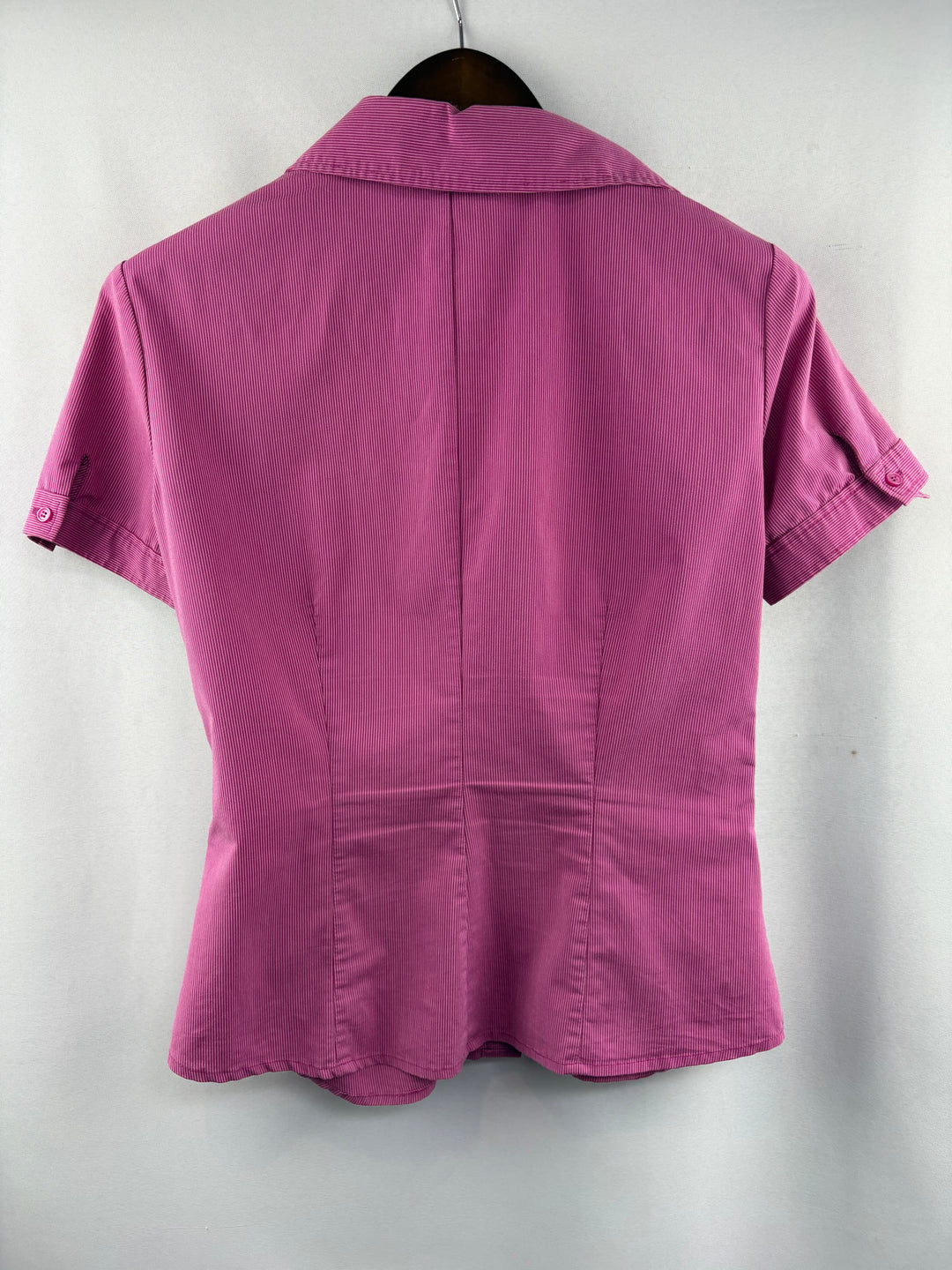 Women’s New York & Company Medium Magenta Button Up Blouse