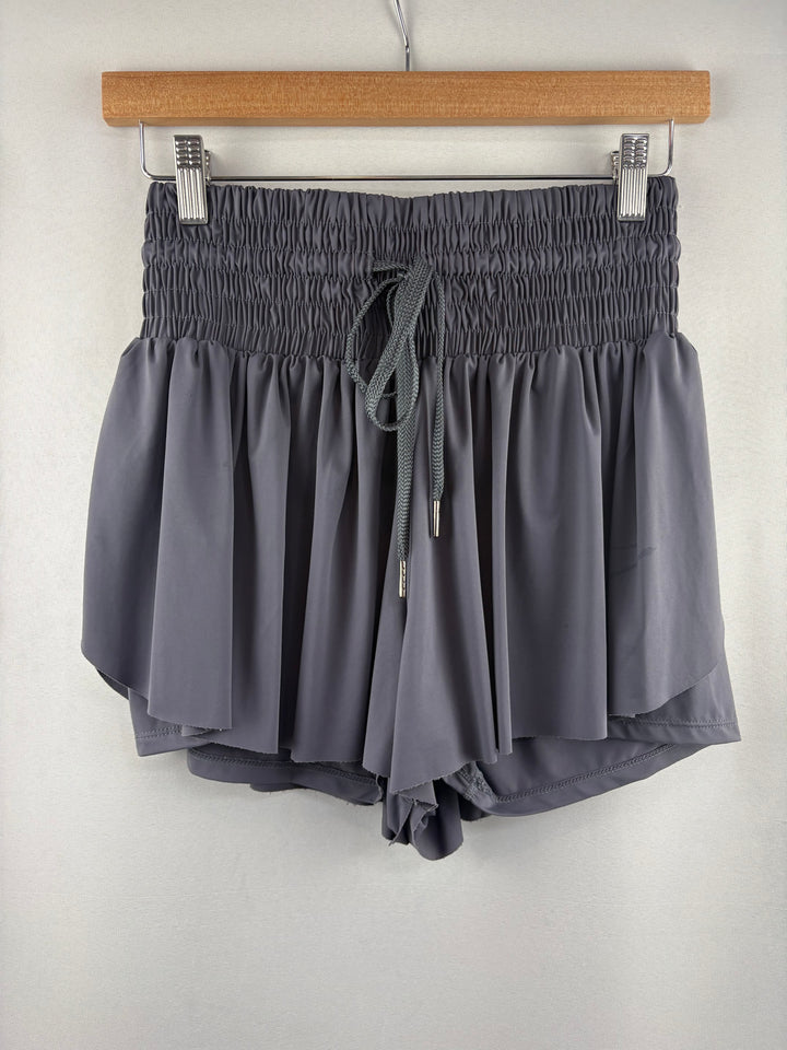 Women’s Halara Medium Charcoal Gray Skort