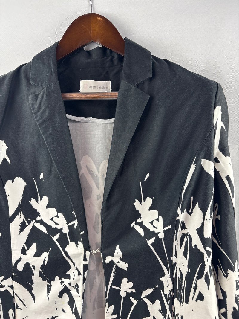 Women’s Erin London Small Black & White Floral Blazer