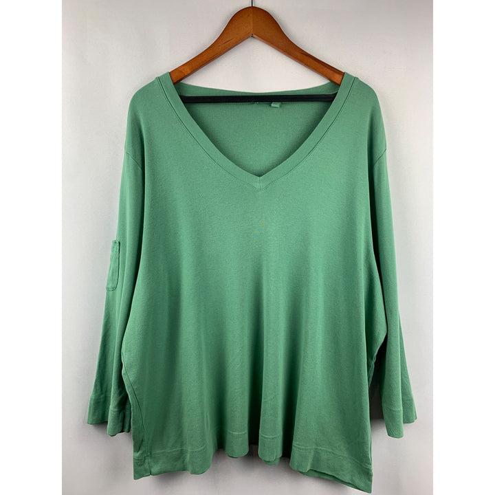 Women’s Fresh Produce Green V Neck Long Sleeve with Pocket Size 2X