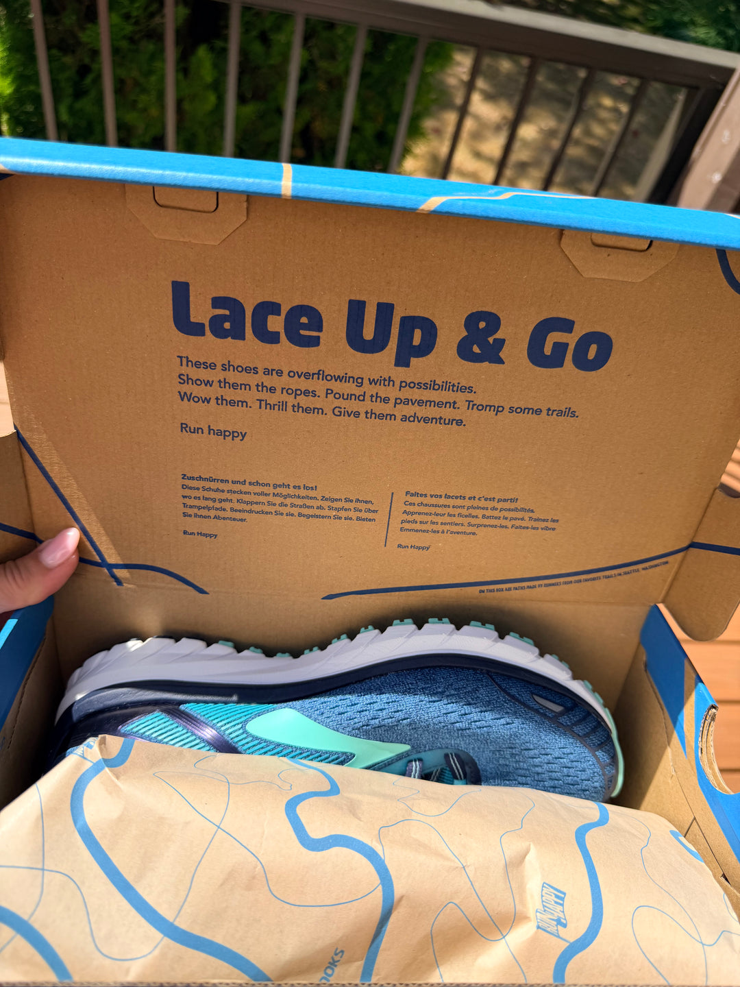 New In Box Brooks Running Shoes Women&