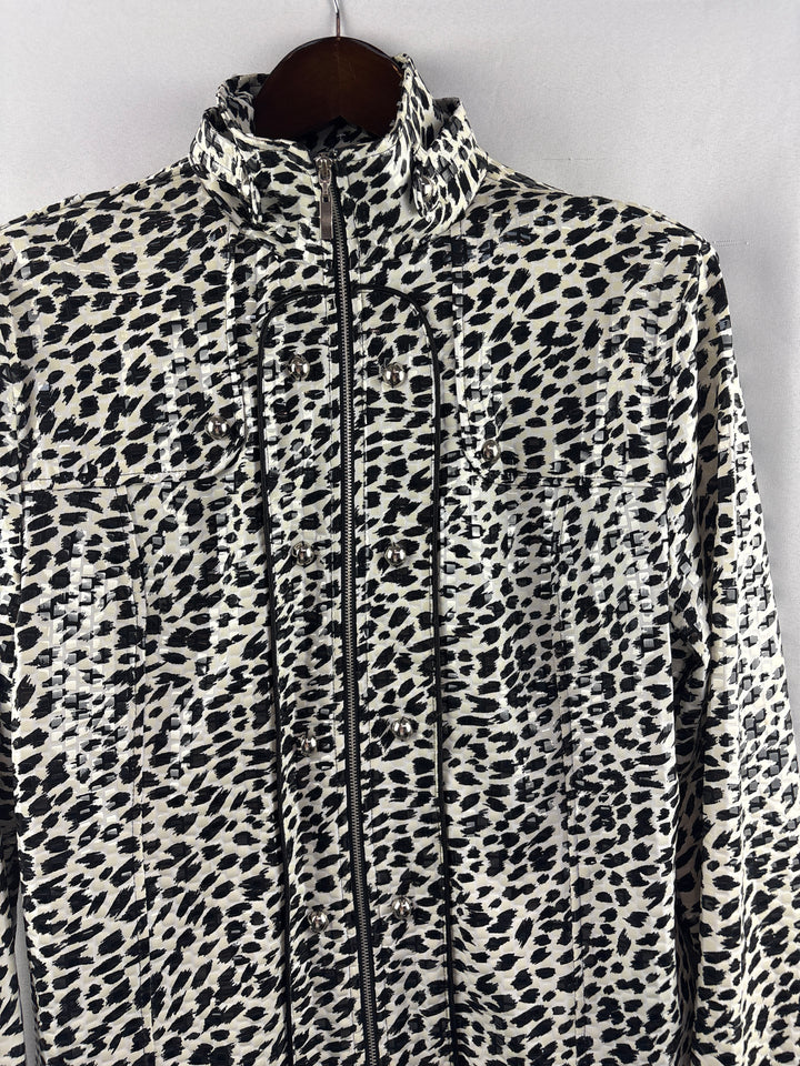 Women’s Lisa International XL White &amp; Black Patterned Jacket