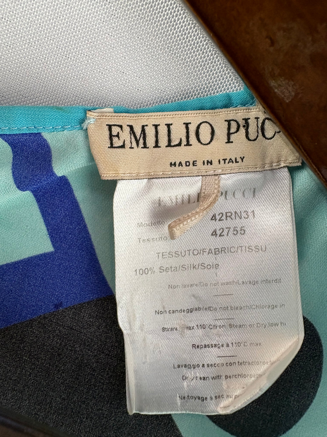 Women’s Emilio Pucci Size 8 Blue, White & Green Patterned Blouse