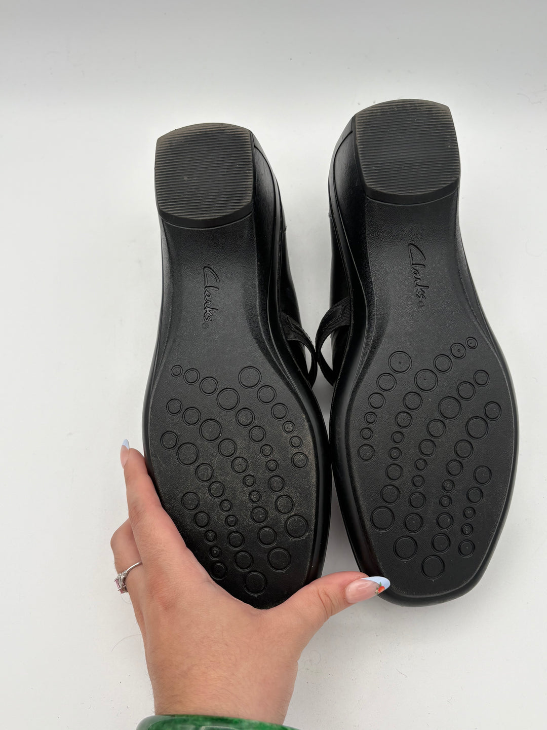 Women’s Clark’s Size 8 Black Leather Mary Jane’s