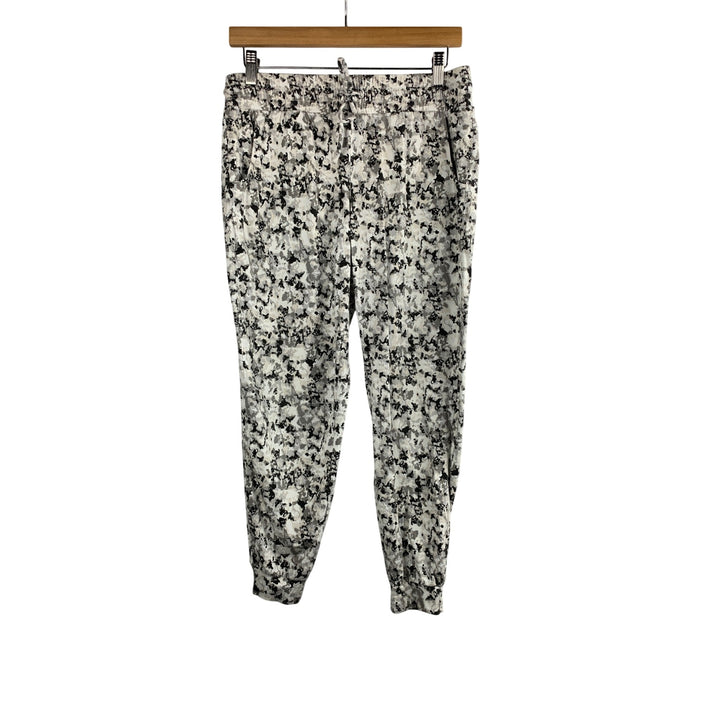 Muk Luks Womens Stretch Jogger Pants PM Cotton/Spandex Blend Black/White Camouflage Print