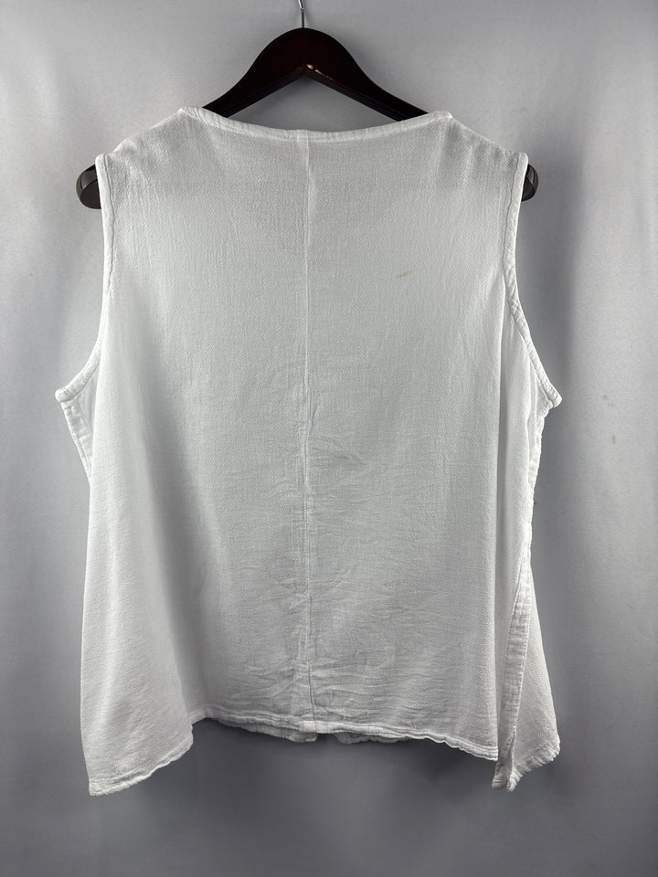 Women’s Oh My Gauze! XXL White Sleeveless Blouse