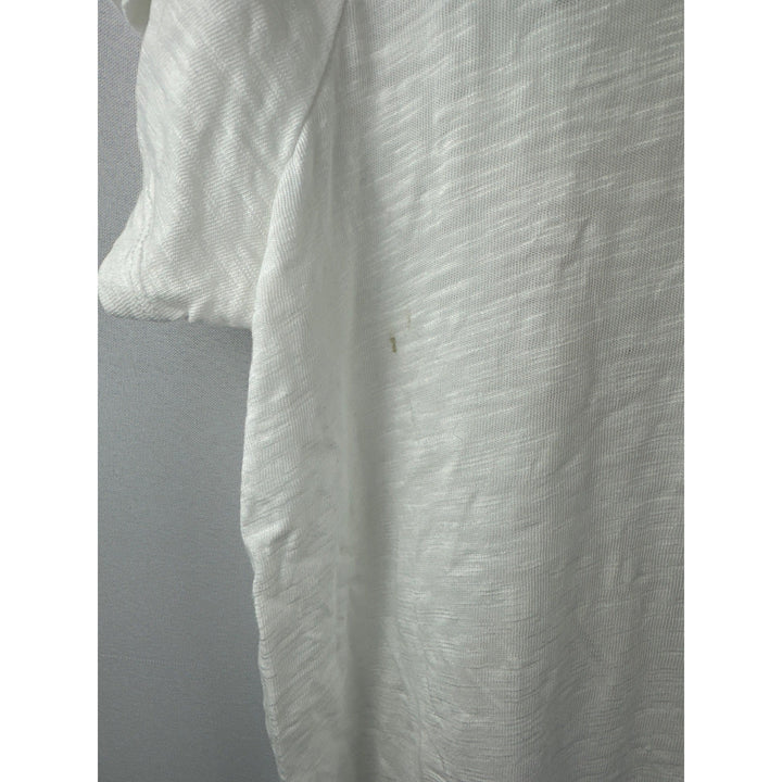 Belle Kim Gravel 1X Hand Embroidered Floral White Tee