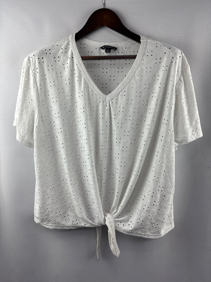 Women’s Zac &amp; Rachel Size 1X White V-Neck T-Shirt