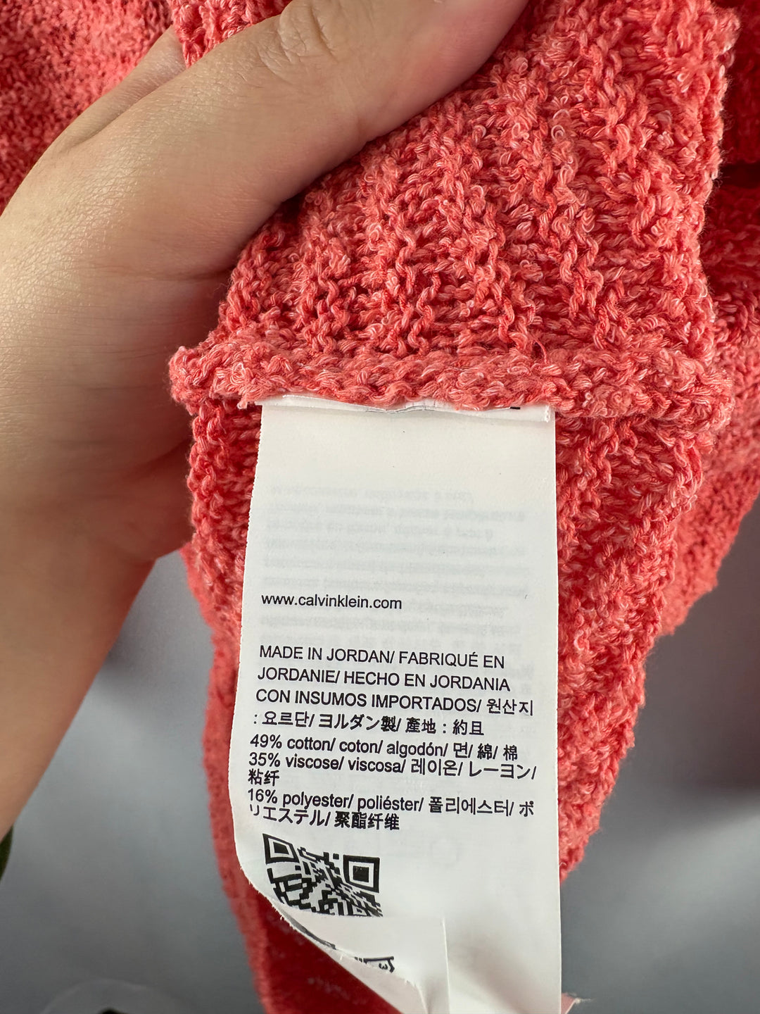 Women’s Calvin Klein Jeans Small Salmon Knit Sweater