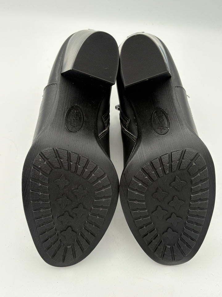 Women’s Eüro Soft Size 8 Black Leather Ankle Boots