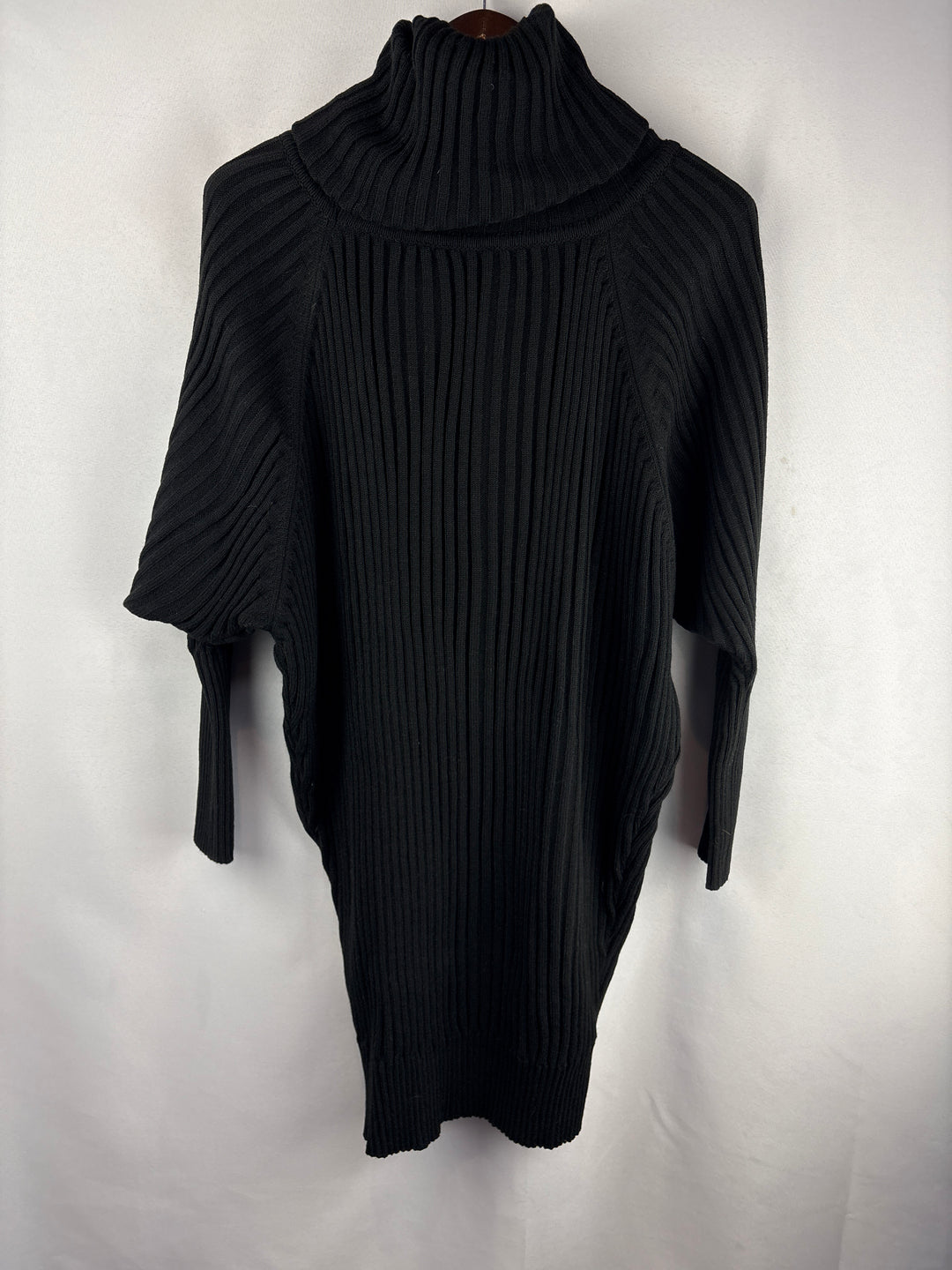 Women’s Elegant Unique Glamor Fashion XL Black Turtleneck