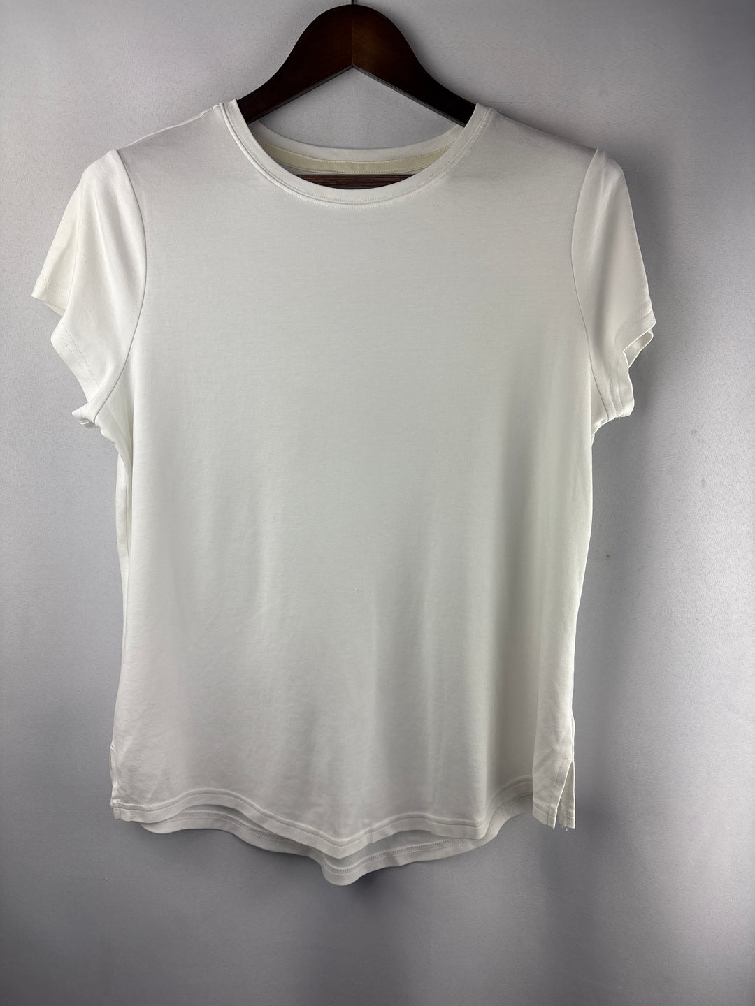 Women’s Isaac Mizrahi Live Large White T-Shirt