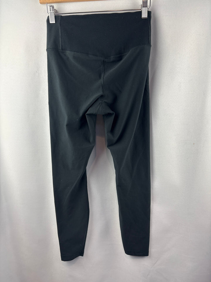 Women’s Nike Medium Black Sports Leggings