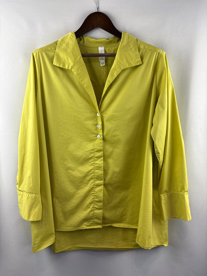 Women’s Marla Wynne Size 1X Avocado Green Button Up