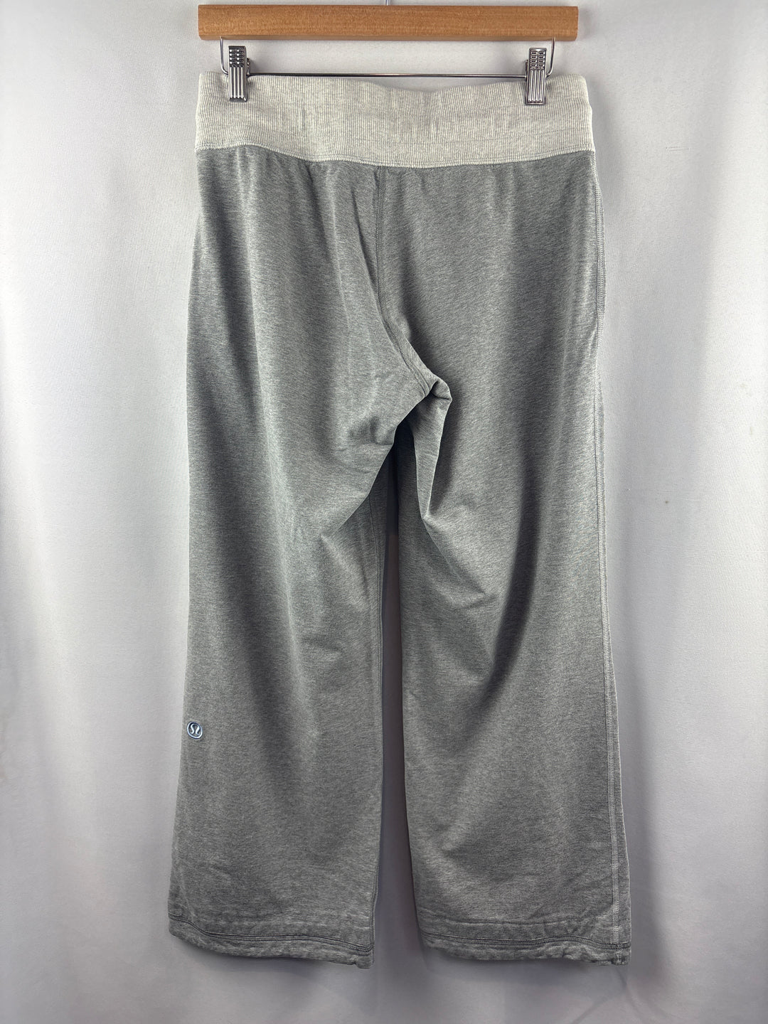 Women’s LuluLemon Size 8 Gray Wide Leg Lounge Pants