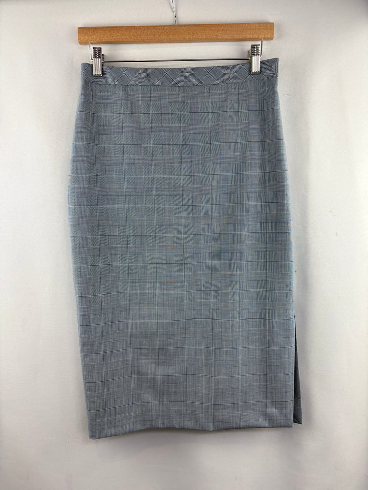 Women’s Banana Republic Size 4T Gray & Blue Plaid Pencil Skirt