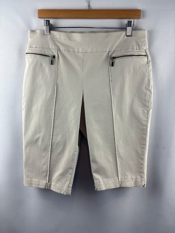 Women’s Style &amp; Co. PXL Khaki Capri Pants