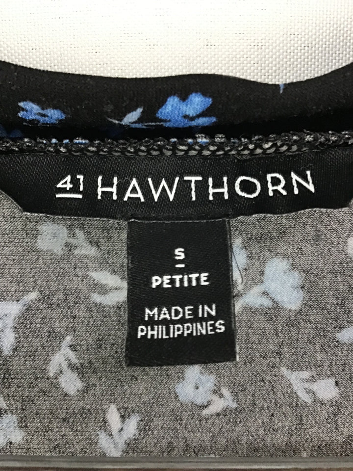 41 Hawthorn Sleeveless V-Neck Floral Blouse Petite Small