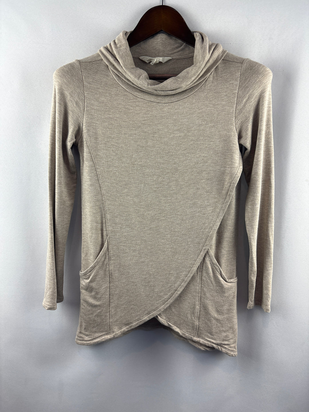 Women’s Magnolia Grace Small Beige Mockturtleneck Sweatshirt