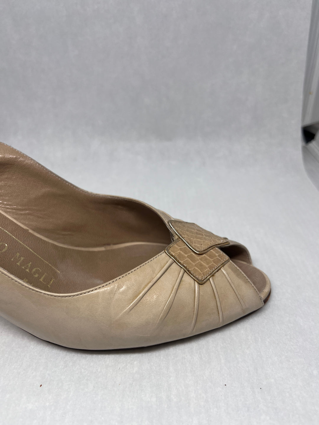 Vintage Bruno Magli Made in Italy Leather Cream Peep Toe Slingback Heels Size 7