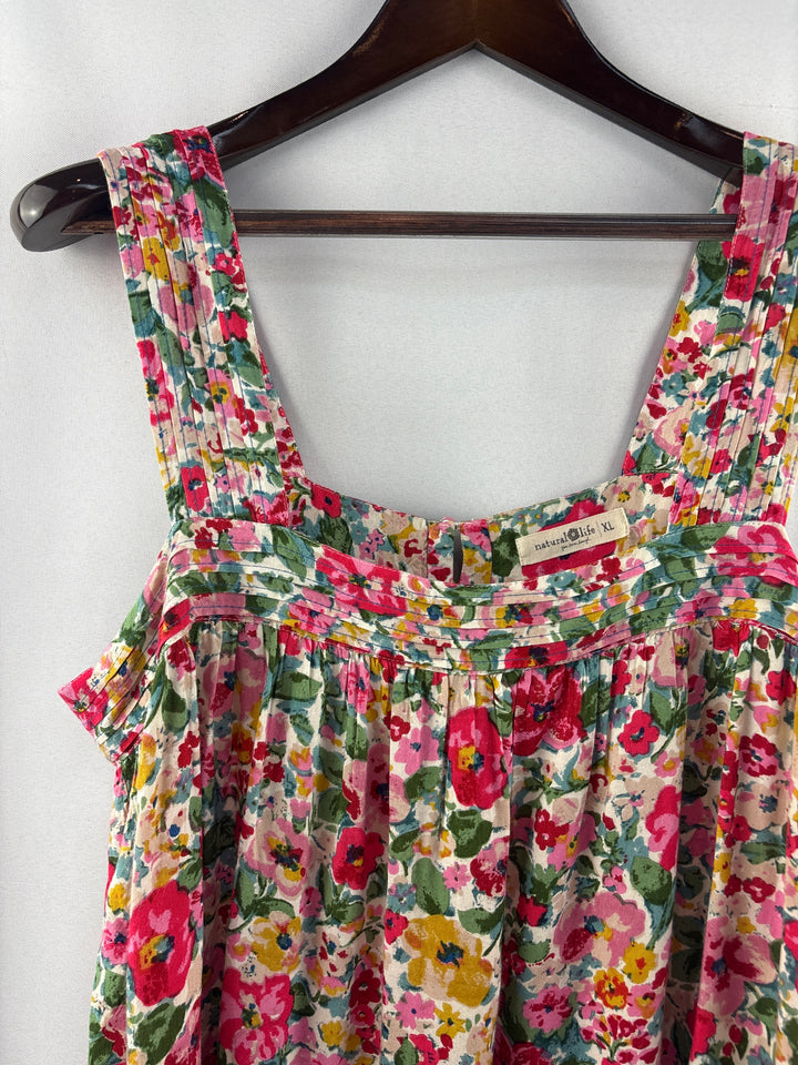 Women’s Natural Life XL Multicolored Floral Sleeveless Blouse