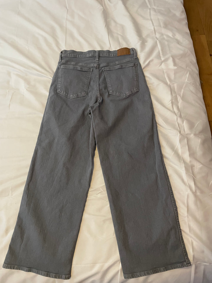 Madewell Gray Wide-Leg High-Rise Jeans / Size 28