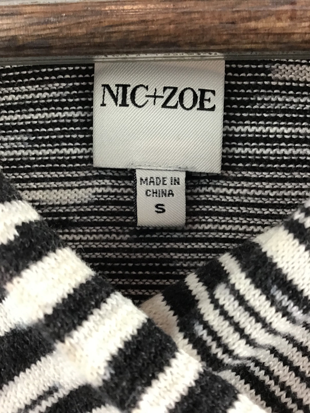 Women’s Nic + Zoe  Black White Abstract Stripe Knit Pullover Hoodie Size S